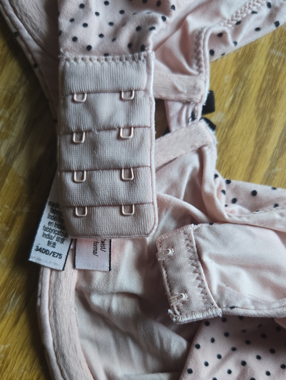 VICTORIA'S SECRET UNLINED DEMI / DEMI NON -DOUBLE UNDERWIRE BRA SIZE 34DD - Picture 4 of 4